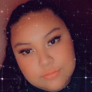 Meet your Posher, Alexia